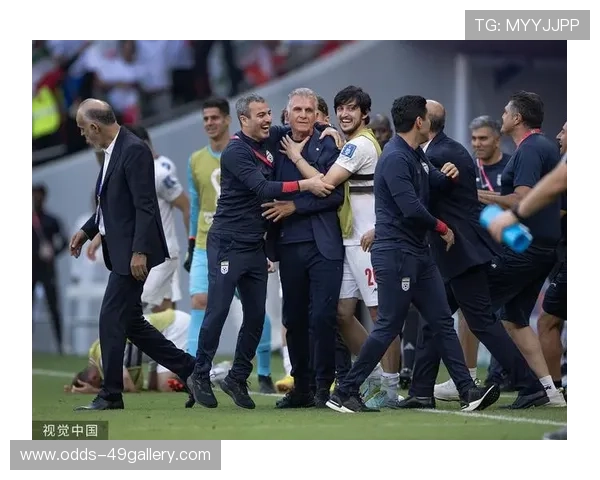 足球巨星合照创意混剪大赏聚焦世界顶级球员精彩瞬间与经典时刻